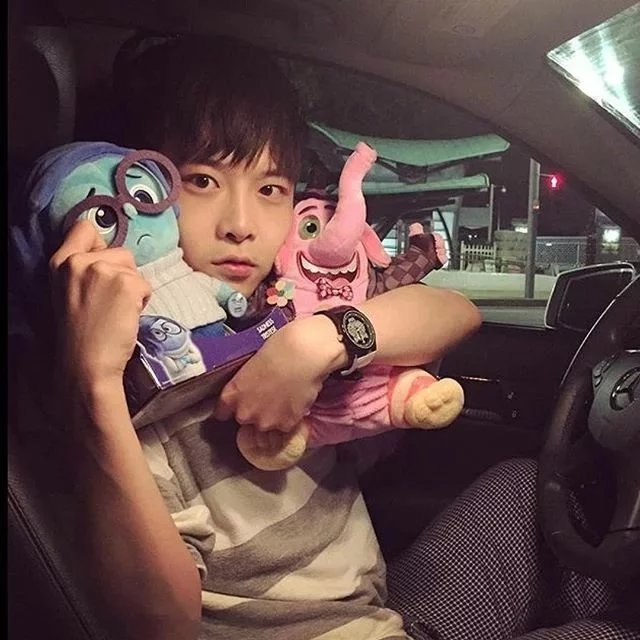 诸葛竹杰萱