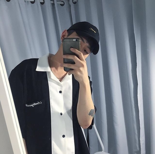 柳霞壮月