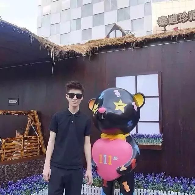 骆腾壮盛