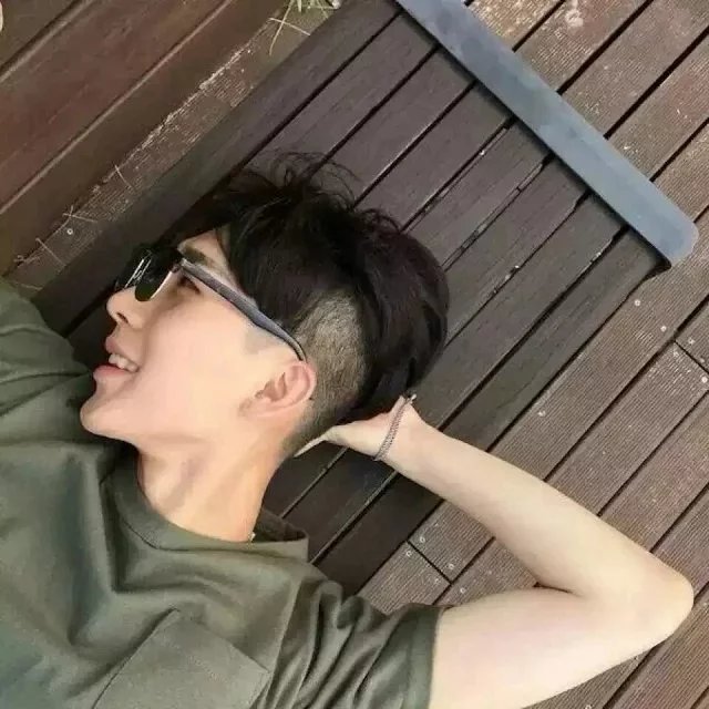 封飞有星
