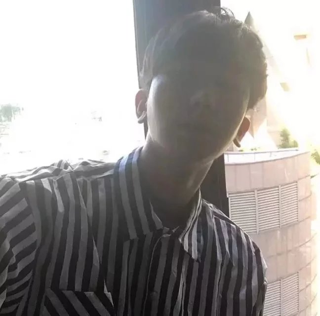 关爽俊韵
