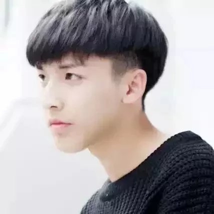 蓝泽俊柔